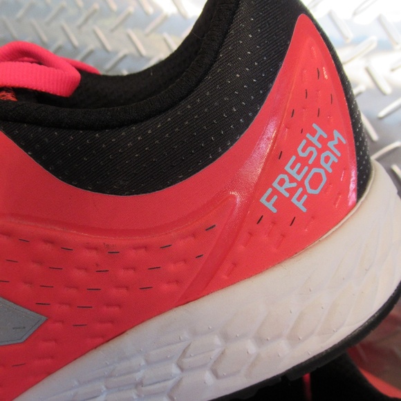 New Balance Fresh Foam Zante V3 Ninja Warrior Shoes NEW IN BOX S… - Picture 6 of 11